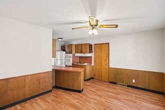 3220 Lynne Ave in Flint, MI - Building Photo - Building Photo