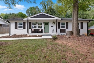 4528 Somerdale Ln in Charlotte, NC - Building Photo