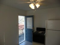 1036 Louise St photo'