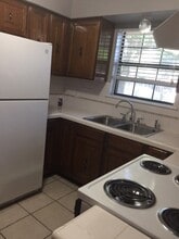 4821 Westside Ln in Laredo, TX - Building Photo - Building Photo