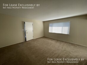 24 Lorton Ave in Burlingame, CA - Building Photo - Building Photo