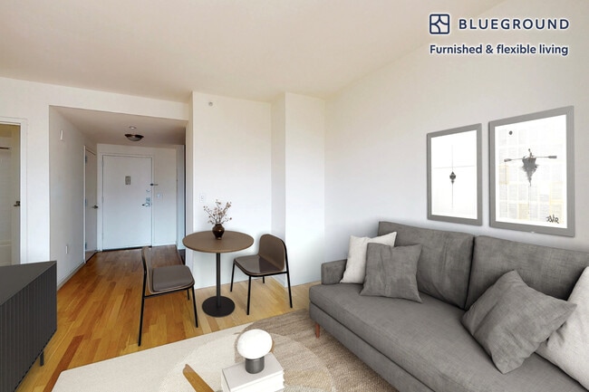 27 Barker Ave in White Plains, NY - Building Photo - Building Photo