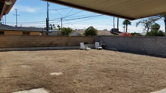 6210 N 12th Pl, Unit one bedroom in Phoenix, AZ - Building Photo - Building Photo