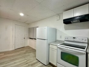 35 Lincoln St in Millville, MA - Building Photo - Building Photo