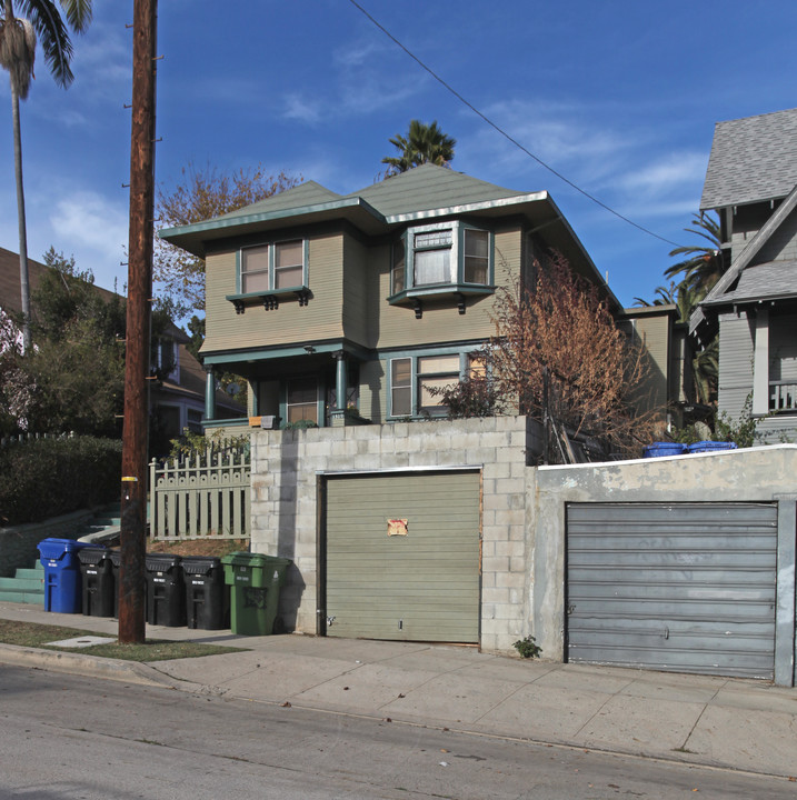 1319 Kellam Ave in Los Angeles, CA - Building Photo