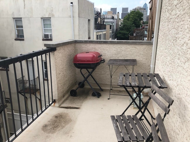 778 S Harshaw St, Unit 2 in Philadelphia, PA - Foto de edificio - Building Photo