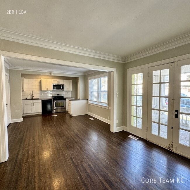 property at 217 E 46th St