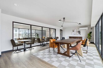 Millworx in Post Falls, ID - Foto de edificio - Building Photo