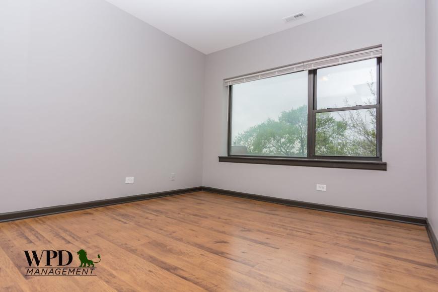 7840 S Ellis Ave in Chicago, IL - Building Photo