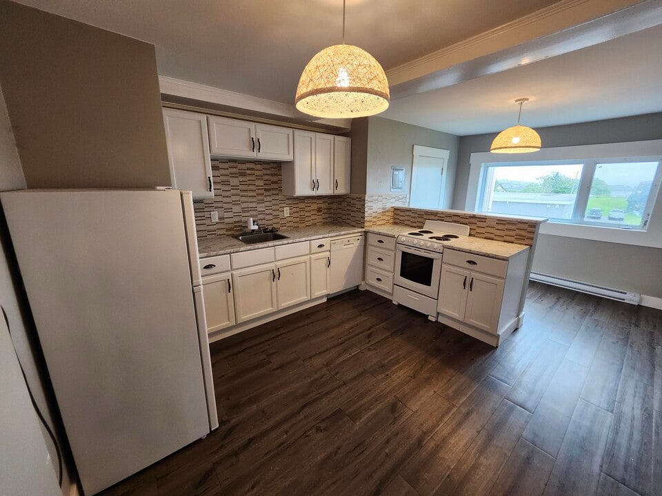 321 Lowell St in Saint John, NB - Building Photo