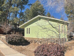 814 W Summit Ave-Unit -(464)  Unit 1 in Flagstaff, AZ - Building Photo - Building Photo