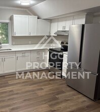 104 E Adams St in Mayodan, NC - Building Photo - Building Photo