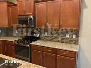 7103 S 19th Ln in Phoenix, AZ - Building Photo - Building Photo