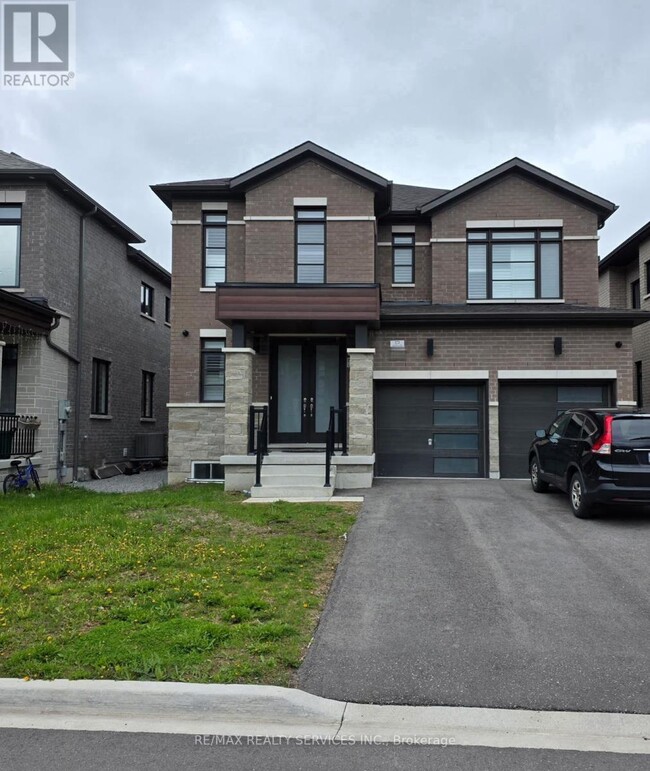 property at 32 Fruitful Cres