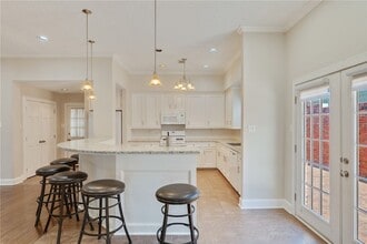 1205 Brook Hollow Dr in Bryan, TX - Building Photo - Building Photo