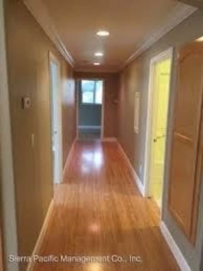 628 D St in Marysville, CA - Building Photo - Building Photo