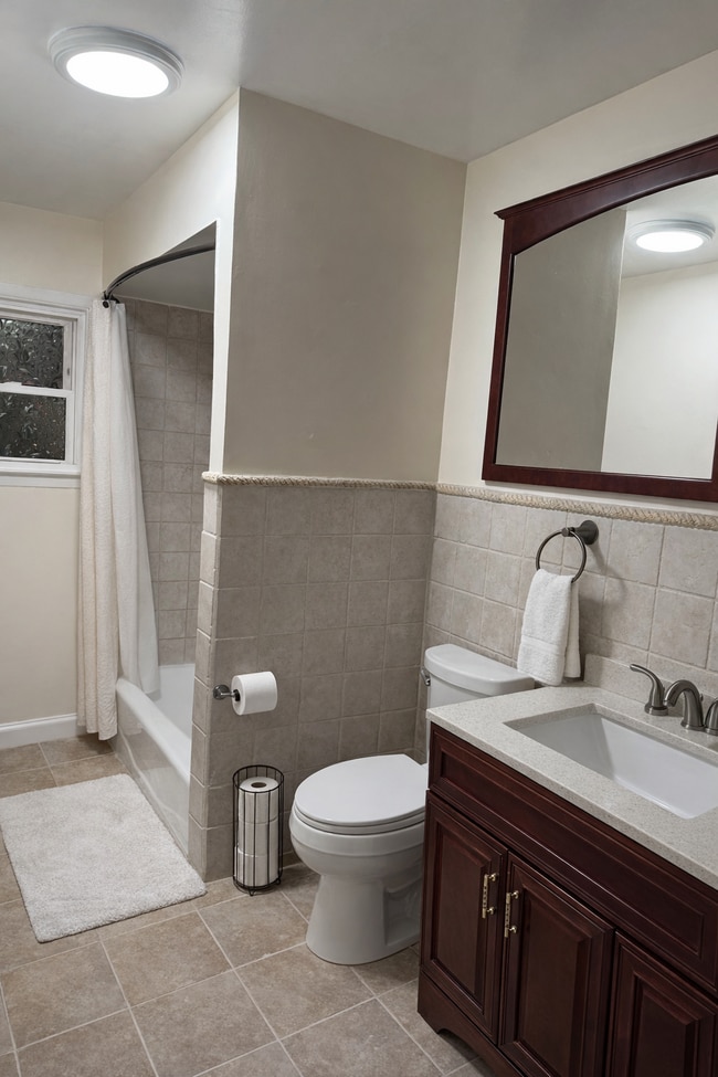 100 Pierson Miller Dr in Pompton Lakes, NJ - Building Photo - Building Photo