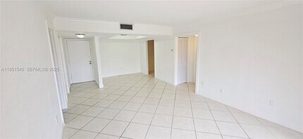 10425 SW 112th Ave in Miami, FL - Building Photo - Building Photo