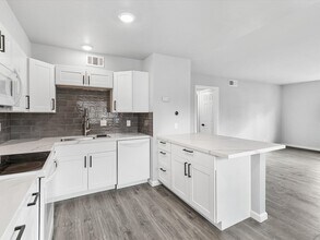 1572 Lander St in Reno, NV - Building Photo - Building Photo