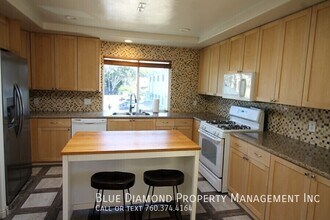 917 3rd St in Encinitas, CA - Building Photo - Building Photo