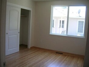 936 Alice Ln in Menlo Park, CA - Building Photo - Building Photo