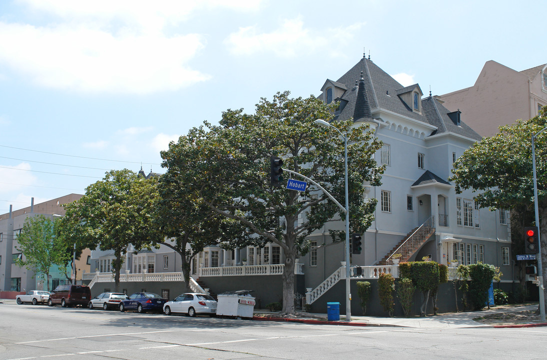 The French Chateau in Los Angeles, CA - Foto de edificio