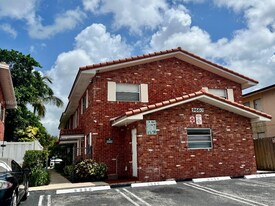 9666-9666 NW 35th St in Coral Springs, FL - Building Photo