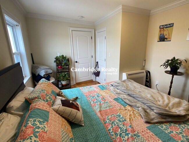 67 Temple St, Unit 3A
