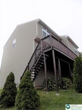 1145 Sparrow Way in Breinigsville, PA - Building Photo - Building Photo