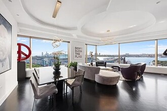 551 W 21st St in New York, NY - Building Photo - Building Photo