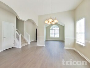 3120 Far Emerald Land in Union City, GA - Building Photo - Building Photo