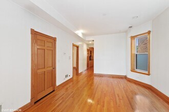1435 N Washtenaw Ave in Chicago, IL - Building Photo - Building Photo
