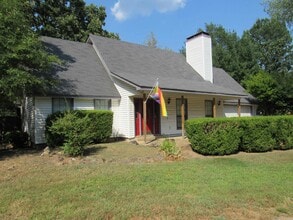 32 Cinderwood Cove in Maumelle, AR - Building Photo - Building Photo