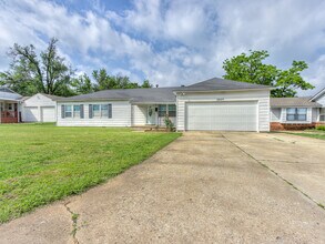 2609 Mickey Rd in Del City, OK - Building Photo - Building Photo