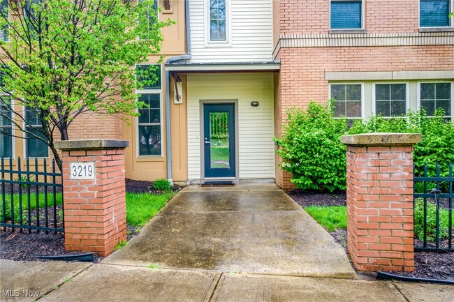 property at 3219 Euclid Heights Blvd