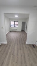 266 West 236 Street, Unit 1st Floor in Bronx, NY - Building Photo - Building Photo