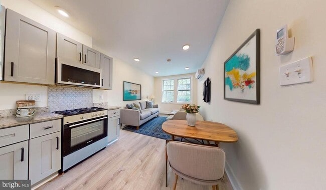 property at 1821 T St NW
