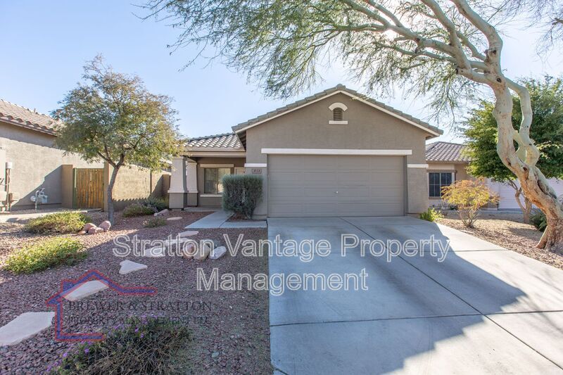 3533 W Sousa Ct in New River, AZ - Building Photo