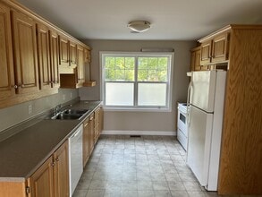 3804 Memorial Dr in Halifax, NS - Building Photo - Building Photo