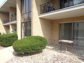 9644 S Kedzie Ave in Evergreen Park, IL - Building Photo