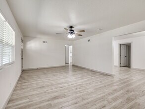 1300 N McKinley Ave in Sand Springs, OK - Building Photo - Building Photo