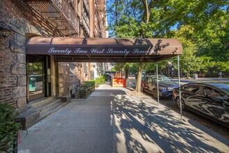22 W 77th St in New York, NY - Foto de edificio - Building Photo