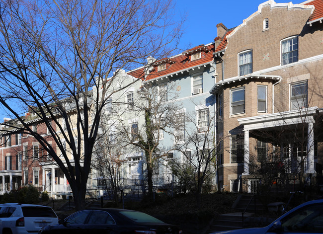 1839-1841 Lamont St NW in Washington, DC - Building Photo - Building Photo