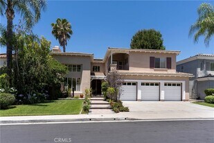 7371 Westcliff Dr in Los Angeles, CA - Building Photo