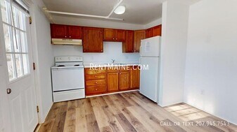 2412 Western Ave in Newburgh, ME - Building Photo