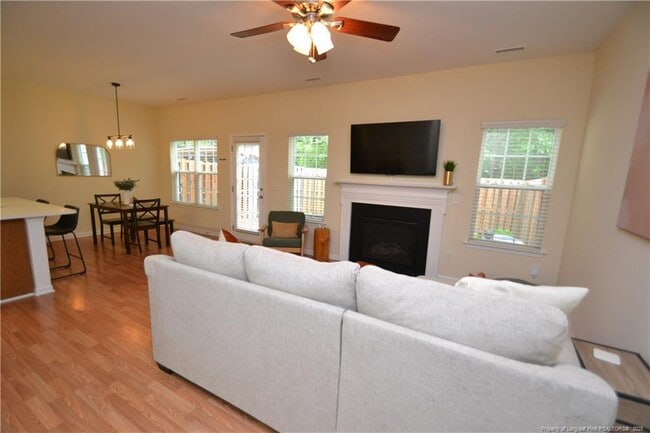 3115 Manhasset Ln in Raleigh, NC - Building Photo - Building Photo