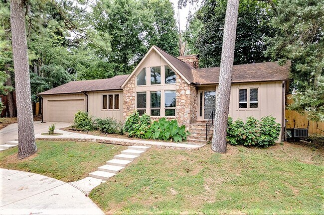 property at 710 Crestview Dr