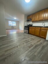 134 Willard St in Lowell, MA - Building Photo - Building Photo