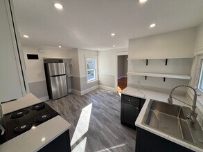 240 Nahatan St in Norwood, MA - Building Photo - Building Photo