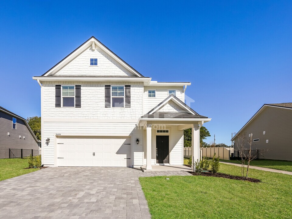 96858 Blackrock Cv Wy in Yulee, FL - Foto de edificio